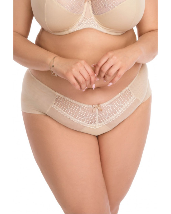 Γυναικείο Σλιπ Plus Size – Ιδανικό για Καθημερινή Χρήση